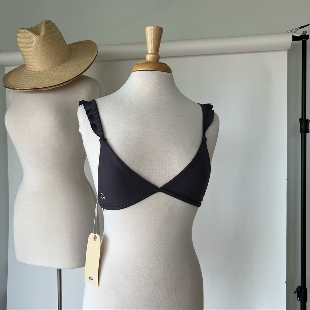 DARK GREY NWT RUFFLE TRIMMED BIKINI TOP - Picture 7 of 8